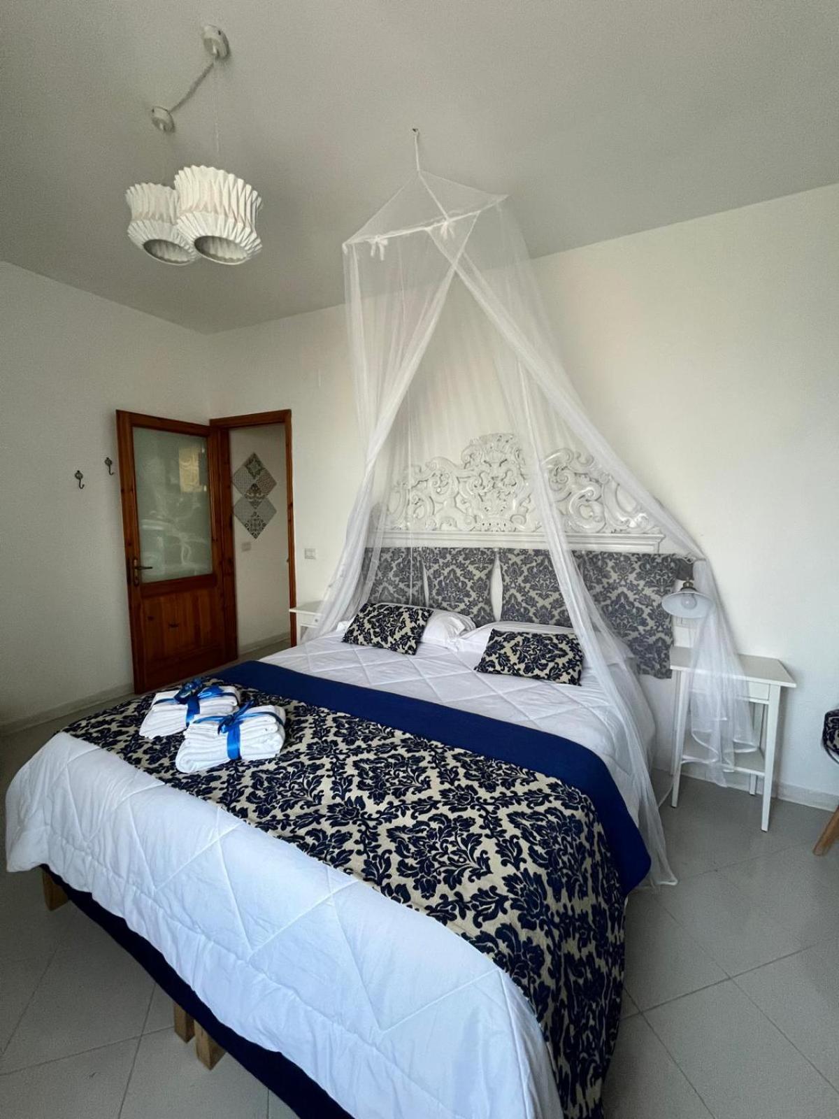 Elisabeth Seaview Apartments Sorrento Coast Вико Екуензе Екстериор снимка