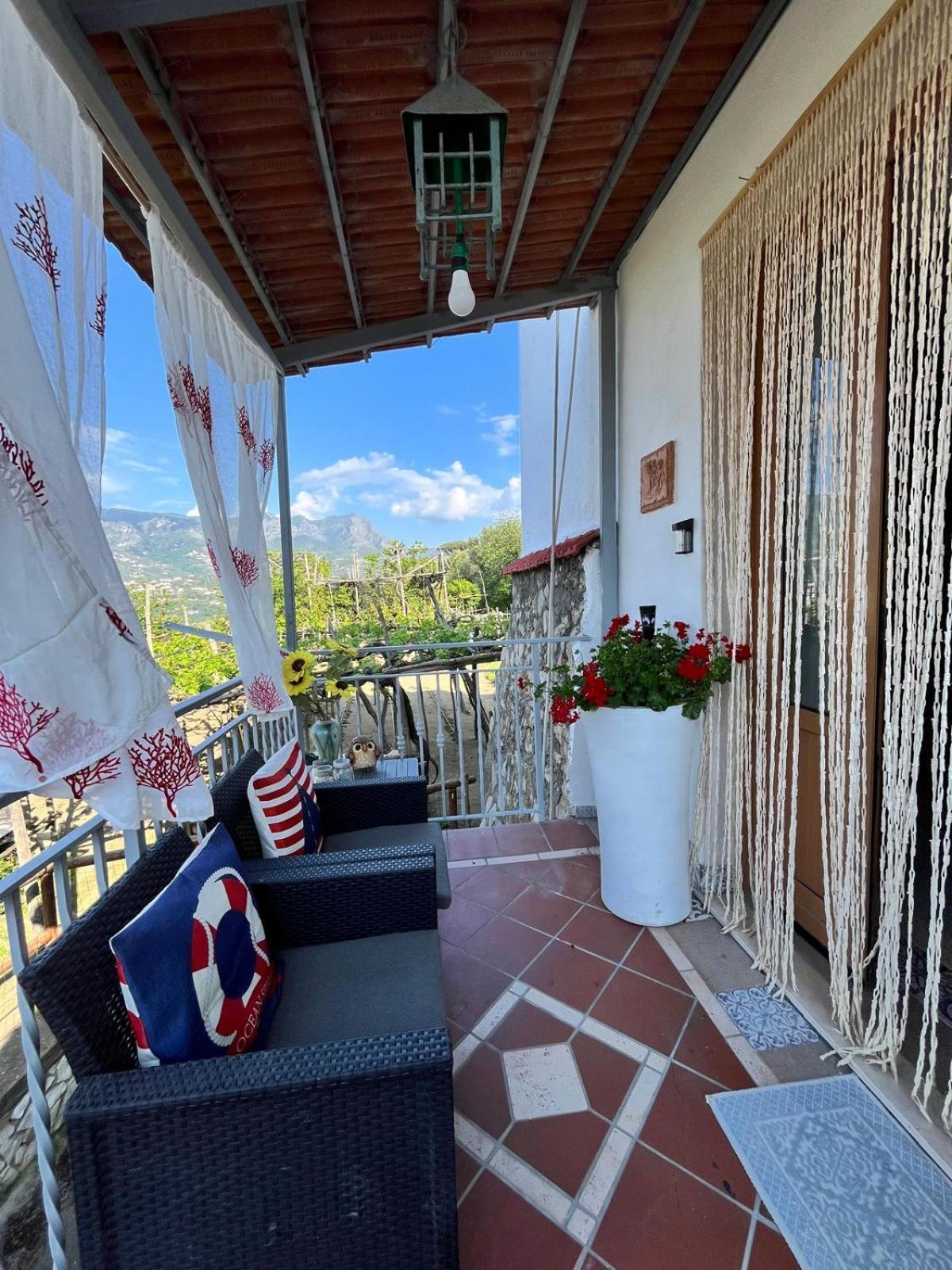 Elisabeth Seaview Apartments Sorrento Coast Вико Екуензе Екстериор снимка